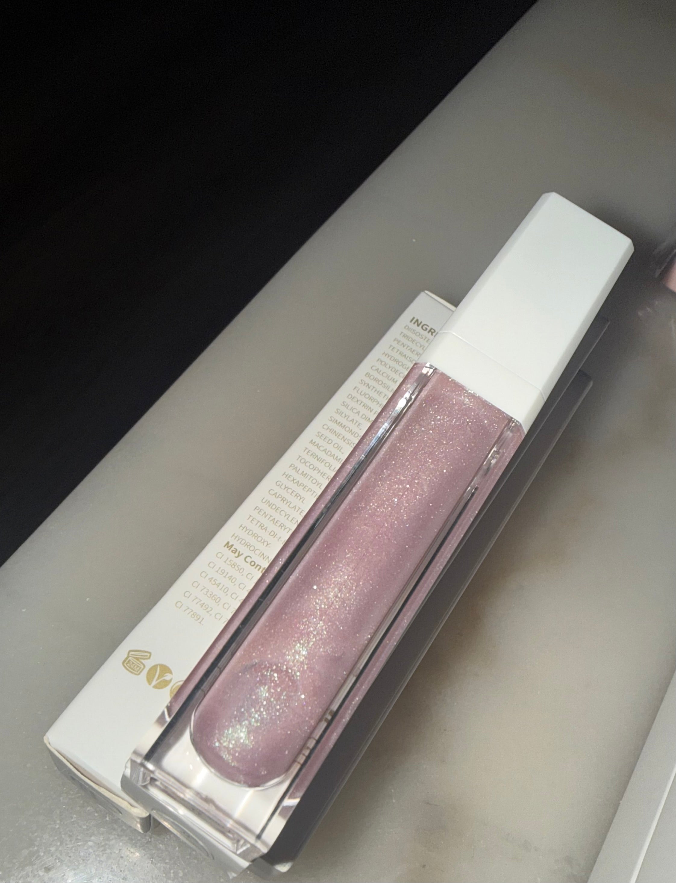 Holographic lipgloss